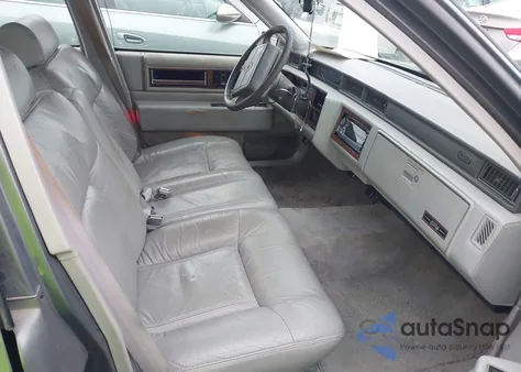 1993 Cadillac Deville z USA, uszkodzony, nr VIN 1G6CD53B3P4222579